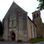 Saint-Pierre-les-Etieux : L'église Saint-Pierre est une église romane du XIIe siècle, dédiée à saint Pierre (photo Jack trouvé).